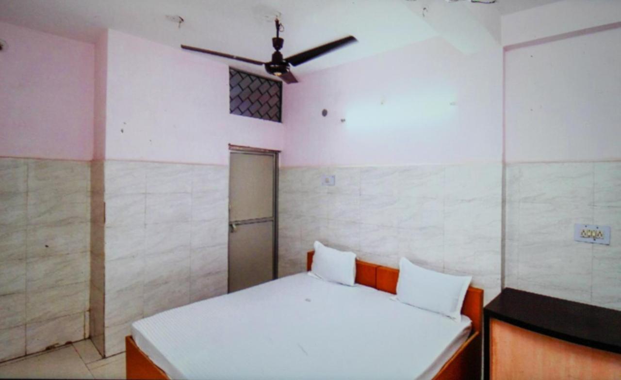 Hotel Kshama Jabalpur Esterno foto