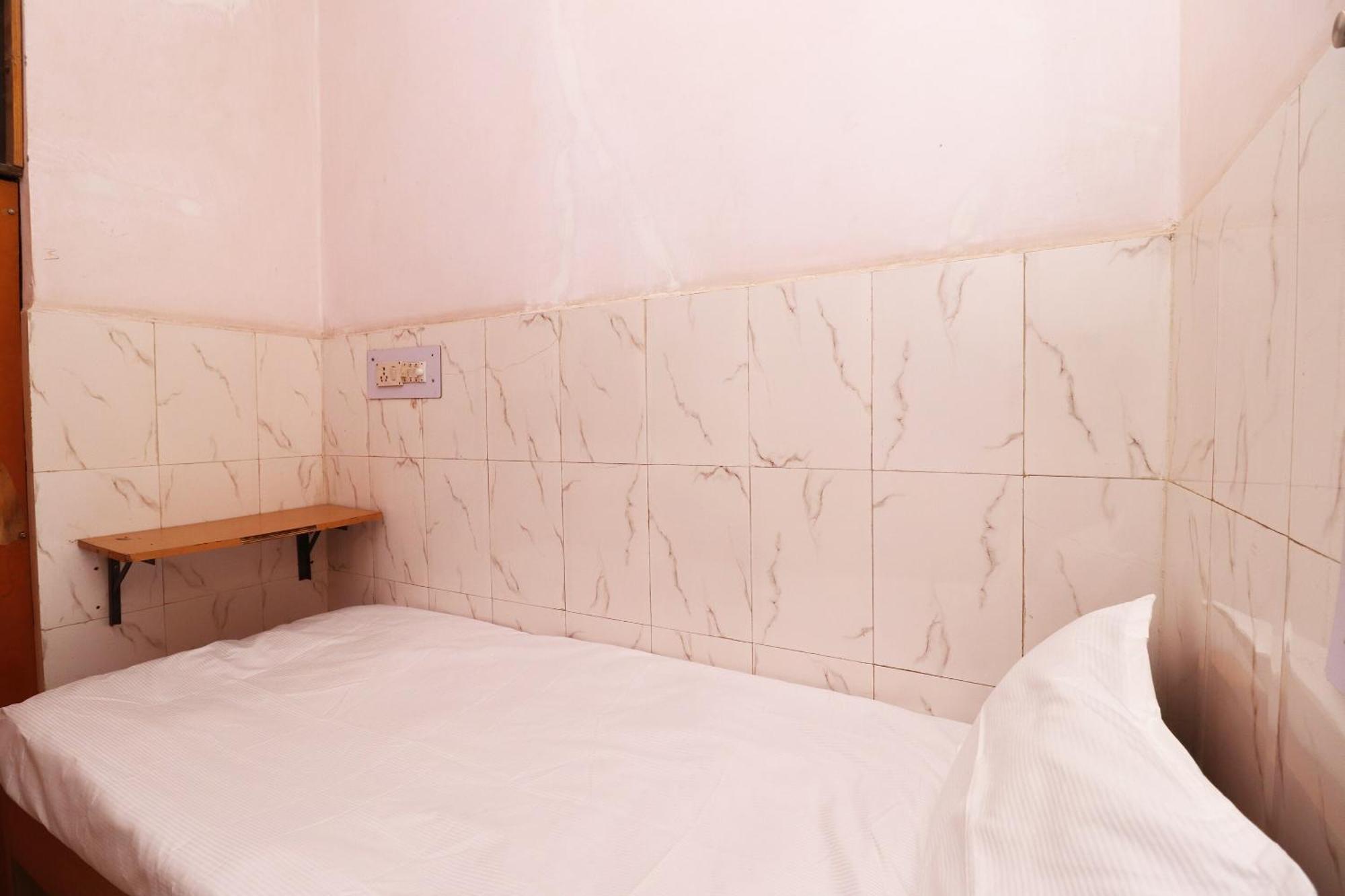 Hotel Kshama Jabalpur Esterno foto