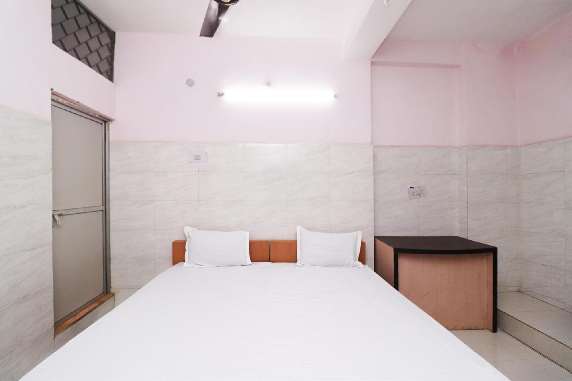 Hotel Kshama Jabalpur Esterno foto